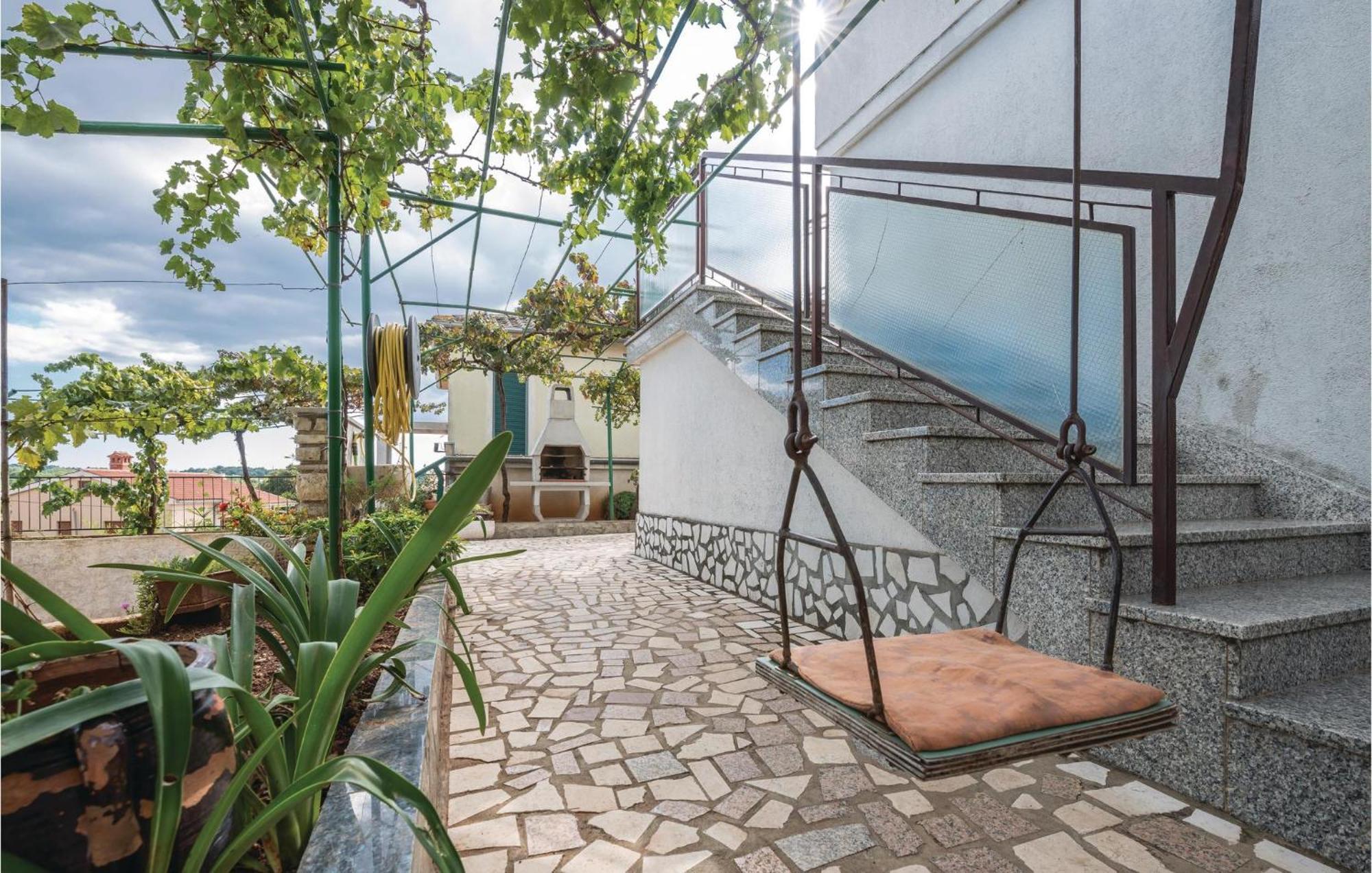 1 Bedroom Cozy Apartment In Pula Exteriér fotografie